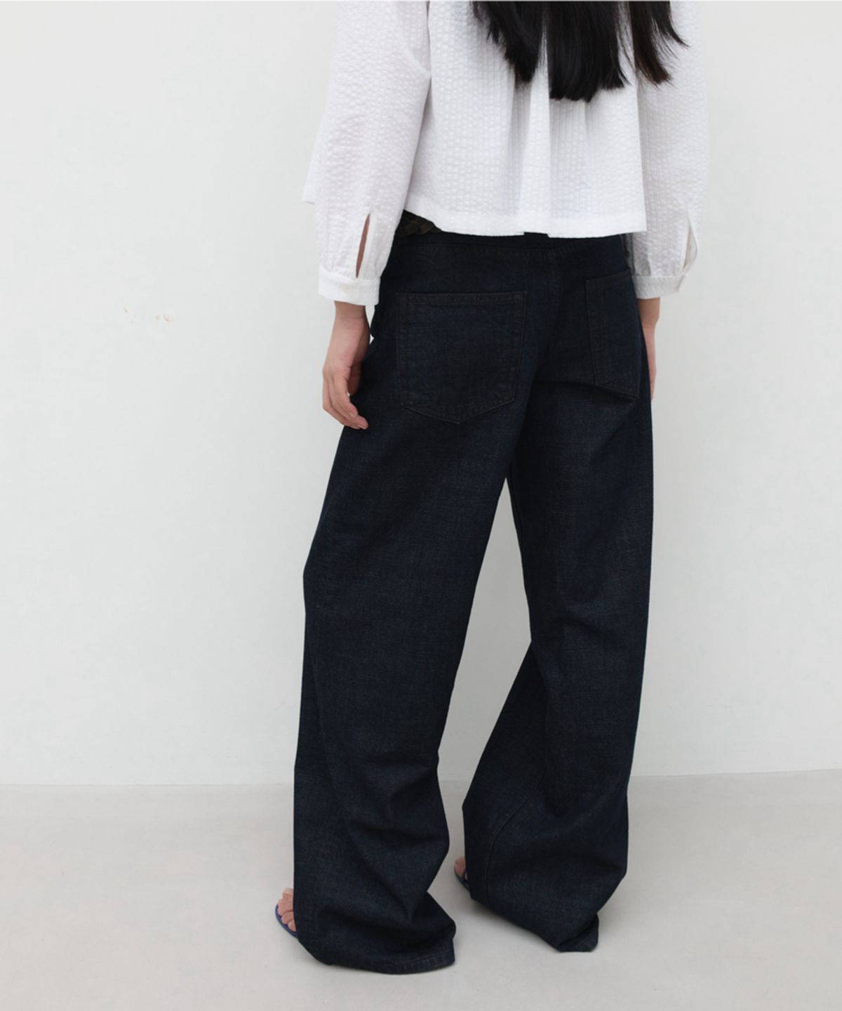 지비에이치 어패럴(GBH APPAREL) WIDE STRAIGHT FIT JEANS / INDIGO