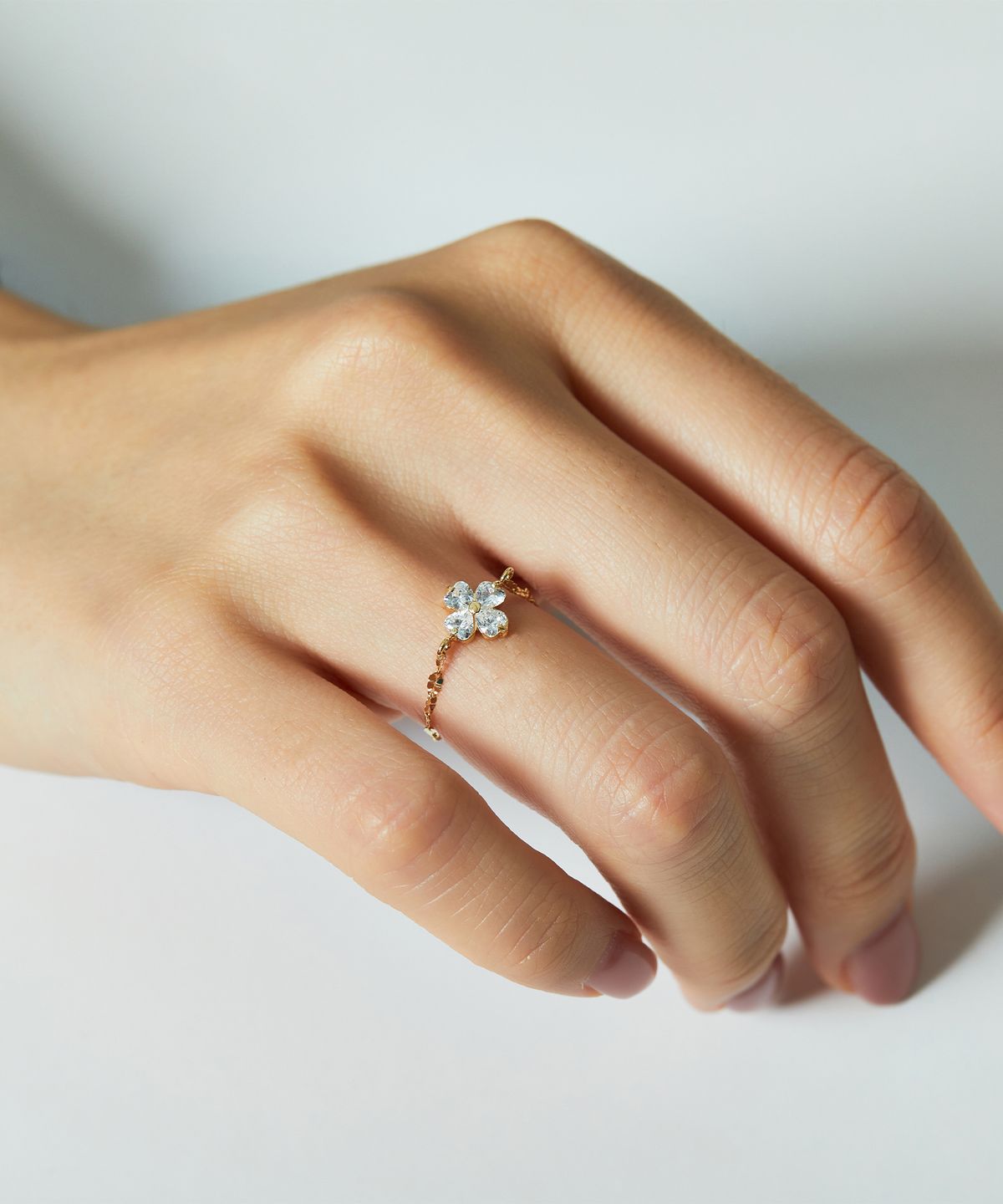 엘렌쥬얼리(HELENE JEWELRY) 14K 코튼 플라워 큐빅 클로버 체인 금 반지