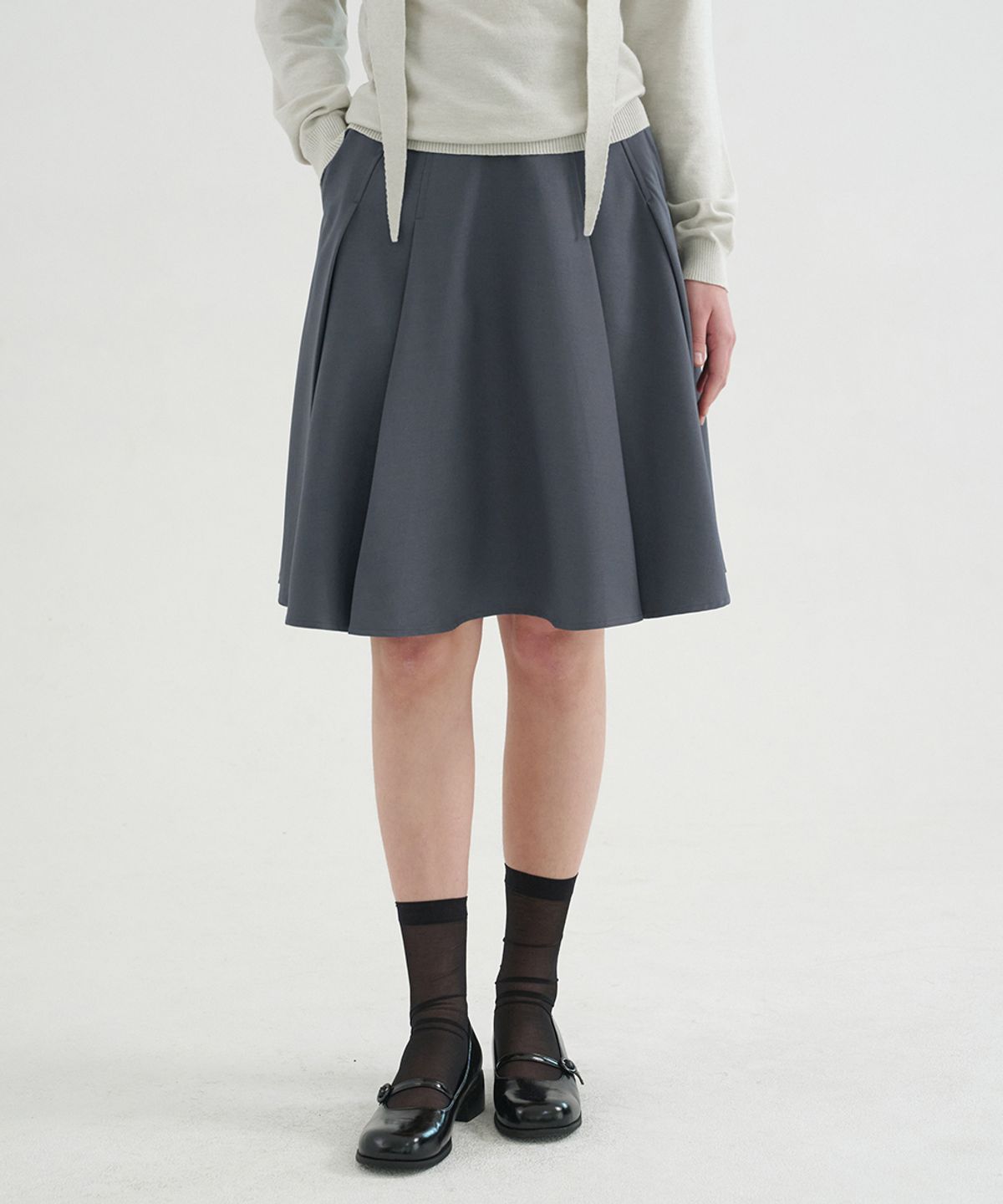 미케네(MICANE) 라미엘 플레어 미디 스커트