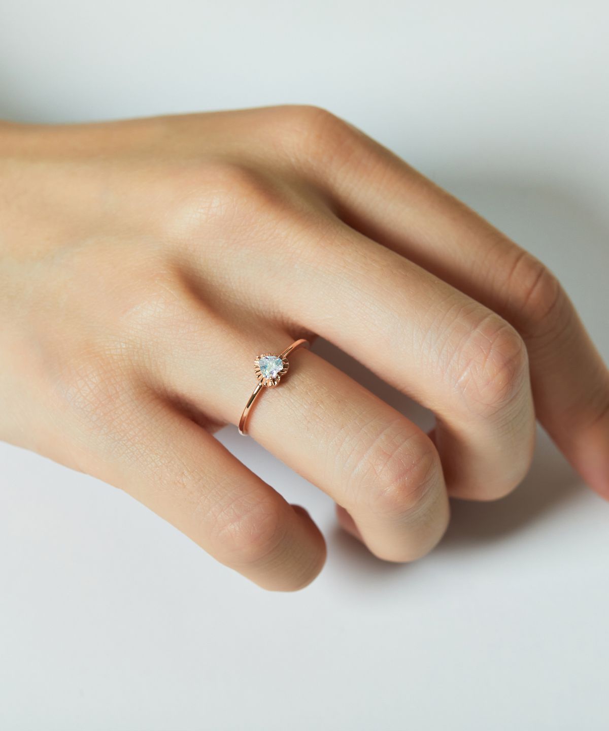 엘렌쥬얼리(HELENE JEWELRY) 14K 18K 일마레 오로라 하트 큐빅 미스 링 금 반지