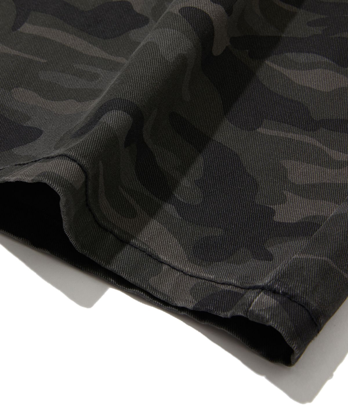 펜필드(PENFIELD) 카모 버뮤다 팬츠 블랙_FS2WP21U
