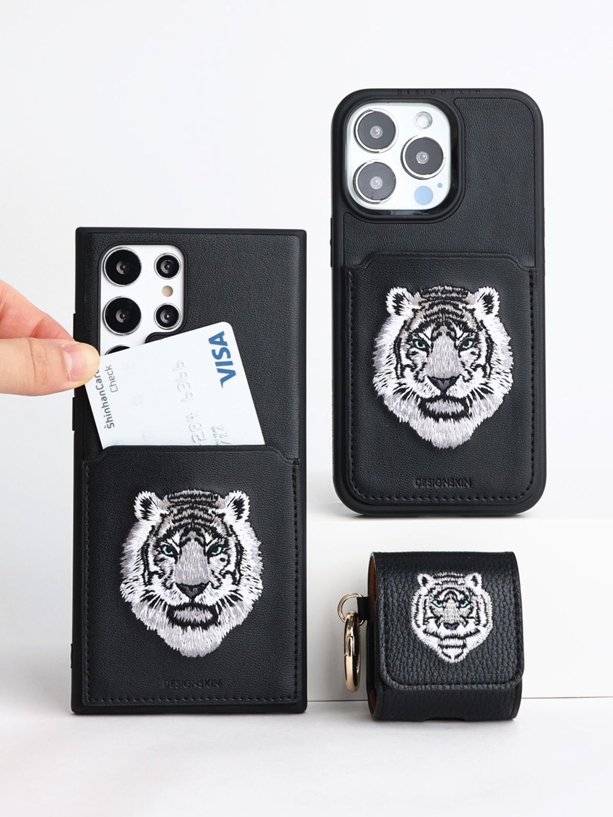 디자인스킨(DESIGNSKIN) 비스트 프리미엄 자수 포켓 카드 수납 케이스 백호