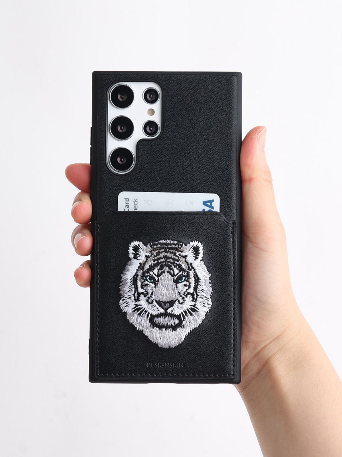 디자인스킨(DESIGNSKIN) 비스트 프리미엄 자수 포켓 카드 수납 케이스 백호