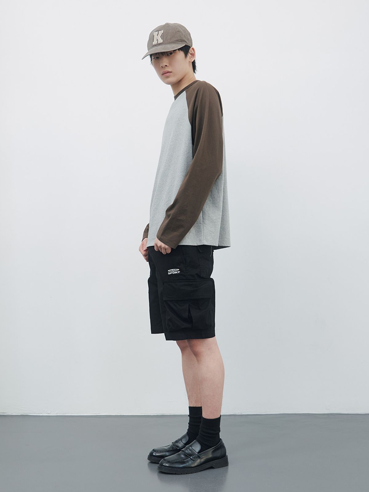 기준 맨(KIJUN MEN) Button Open Raglan Tee Khaki Brown