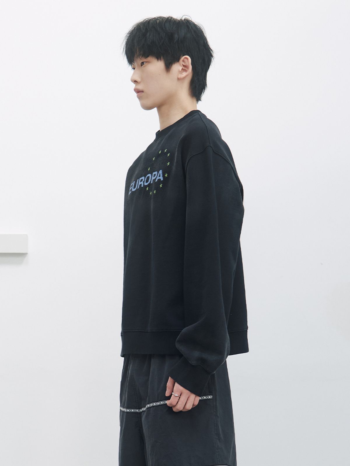 기준 맨(KIJUN MEN) Europa Sweatshirt Black