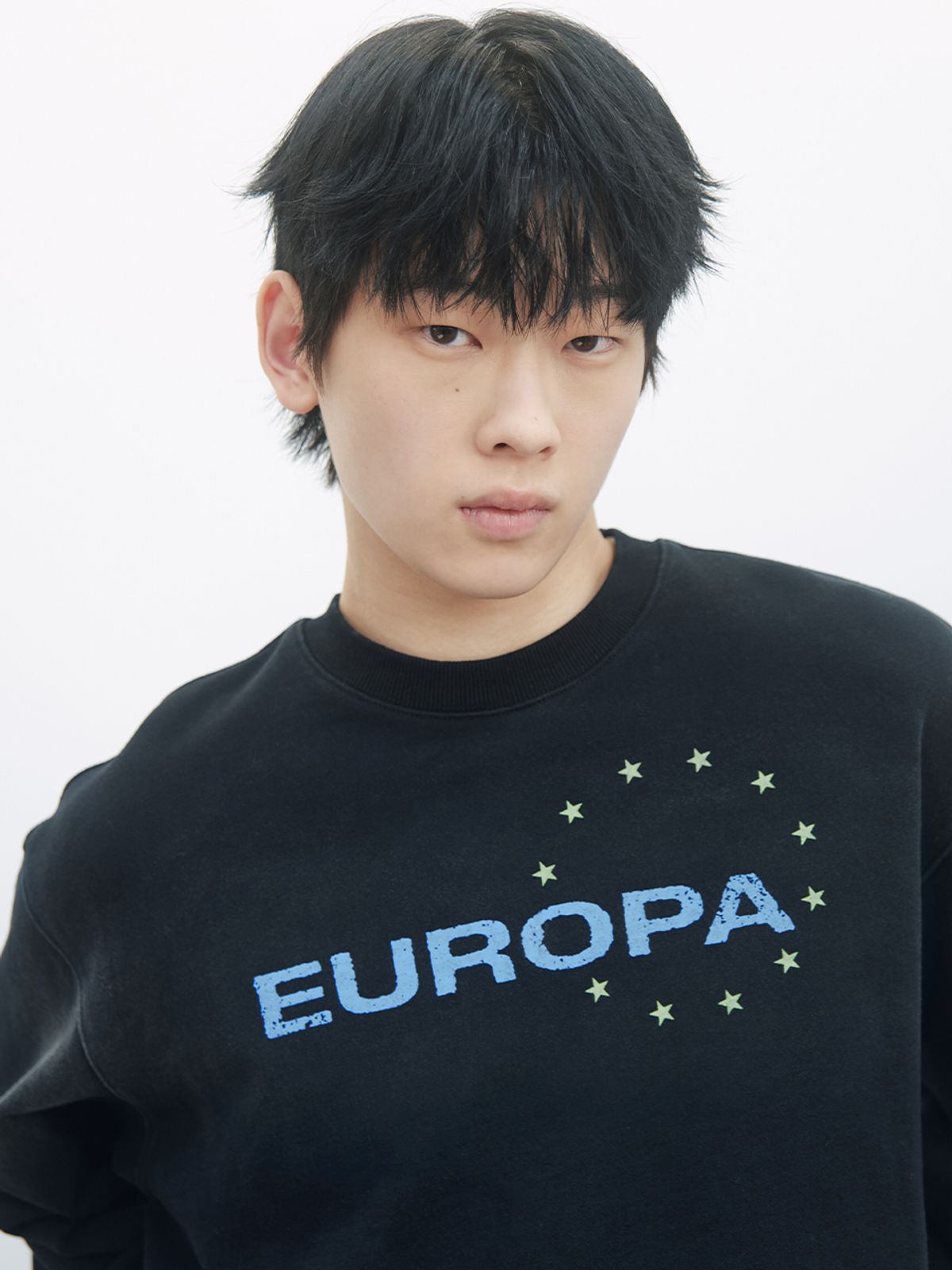 기준 맨(KIJUN MEN) Europa Sweatshirt Black