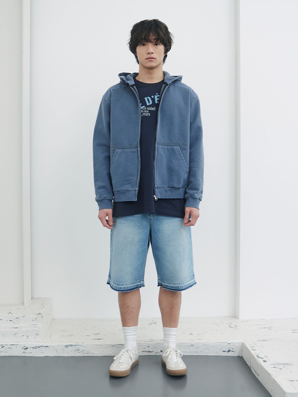 기준 맨(KIJUN MEN) Garment Dyed Patch Hoodie Blue