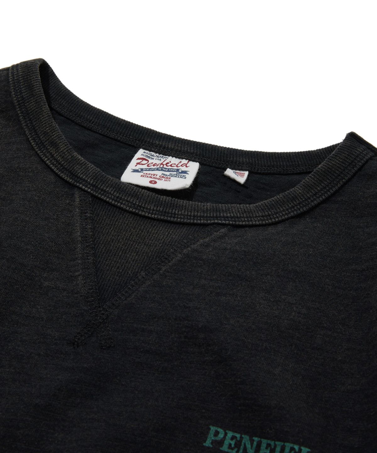 펜필드(PENFIELD) 슬럽 유니브 빈티지 아트워크 반팔 티셔츠 블랙_FS2KT18U