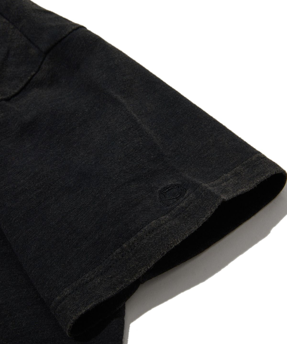 펜필드(PENFIELD) 슬럽 유니브 빈티지 아트워크 반팔 티셔츠 블랙_FS2KT18U
