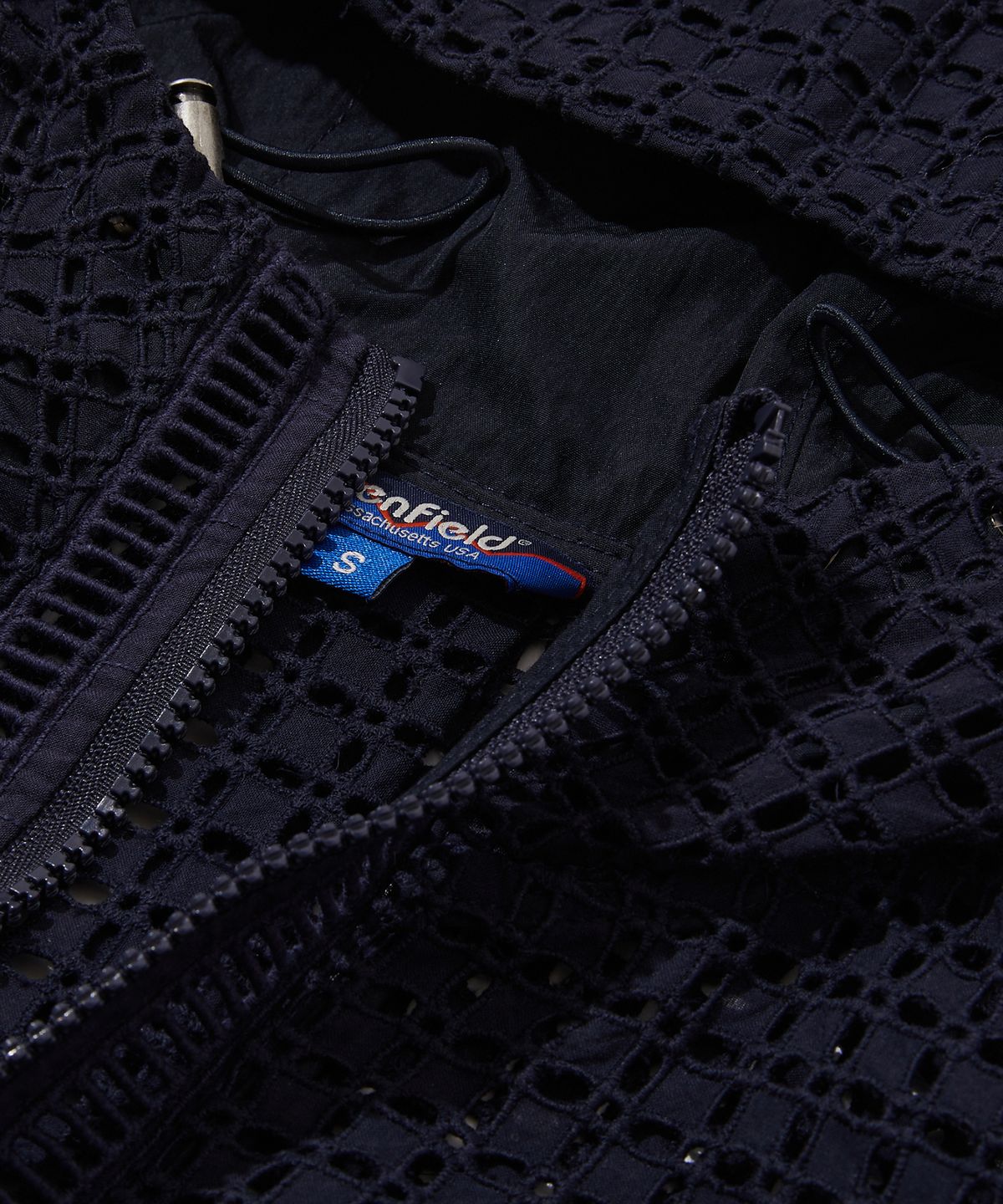 펜필드(PENFIELD) 크로셰 펀칭 후드 집업 네이비_FS2CG80F