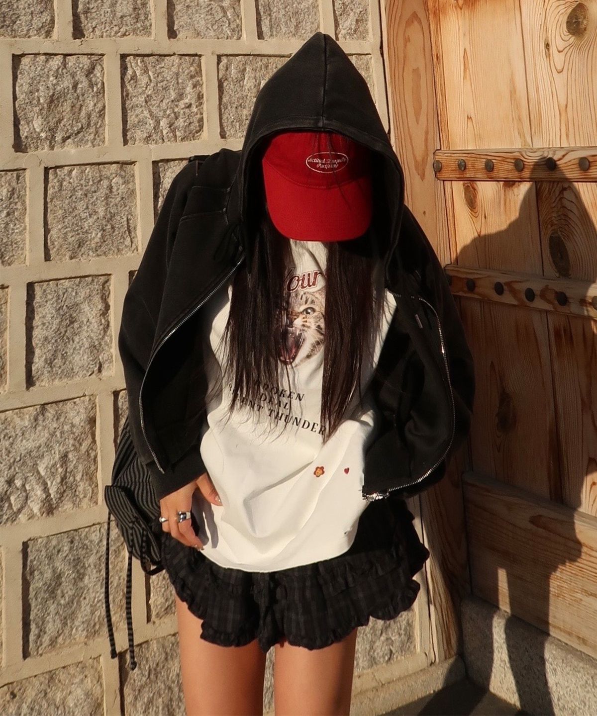 미쏘(MIXXO) 스티커 긴팔 티셔츠_MIWLWG308A
