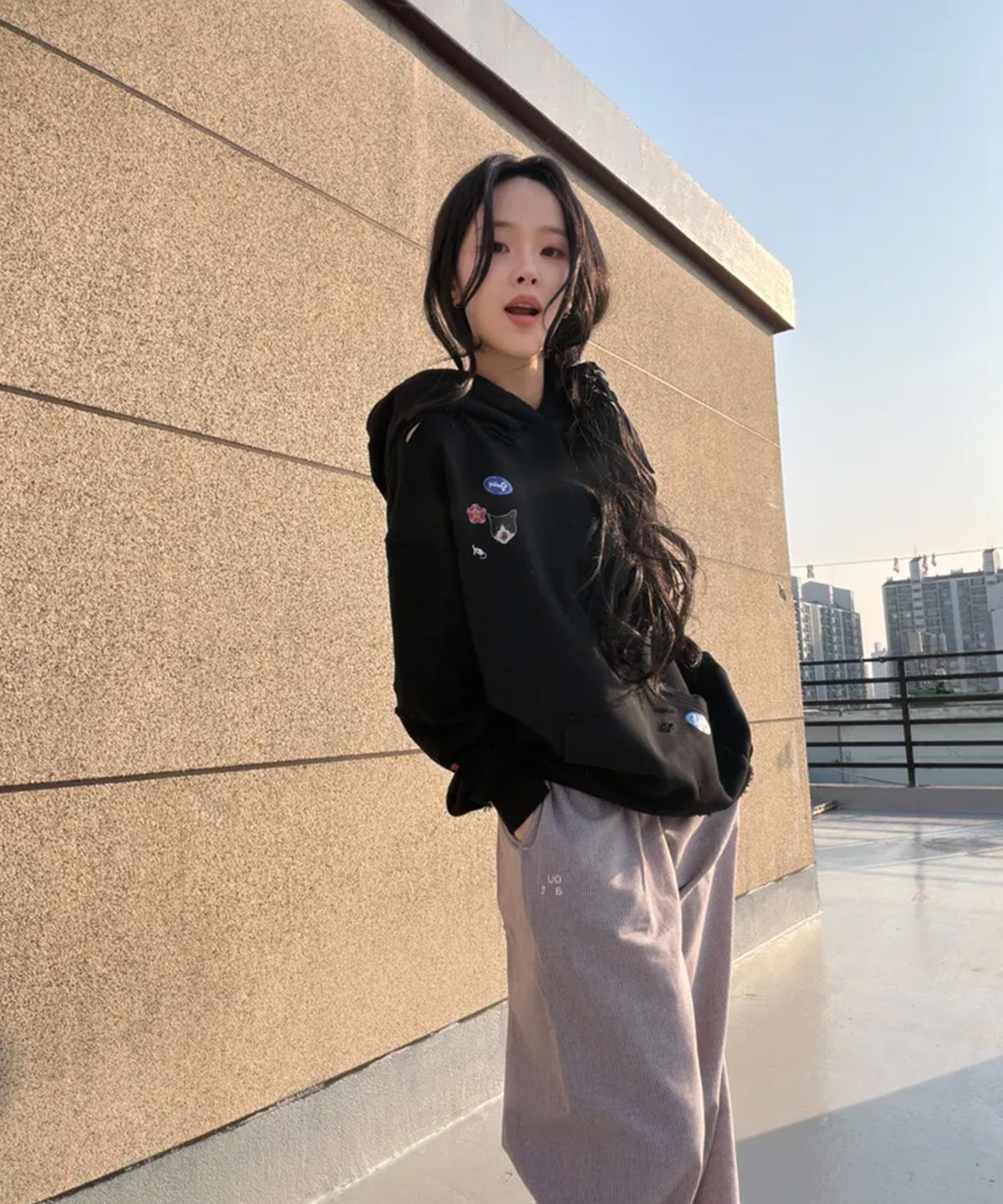 미쏘(MIXXO) 스티커 오버핏 후드_MIWLWG318A