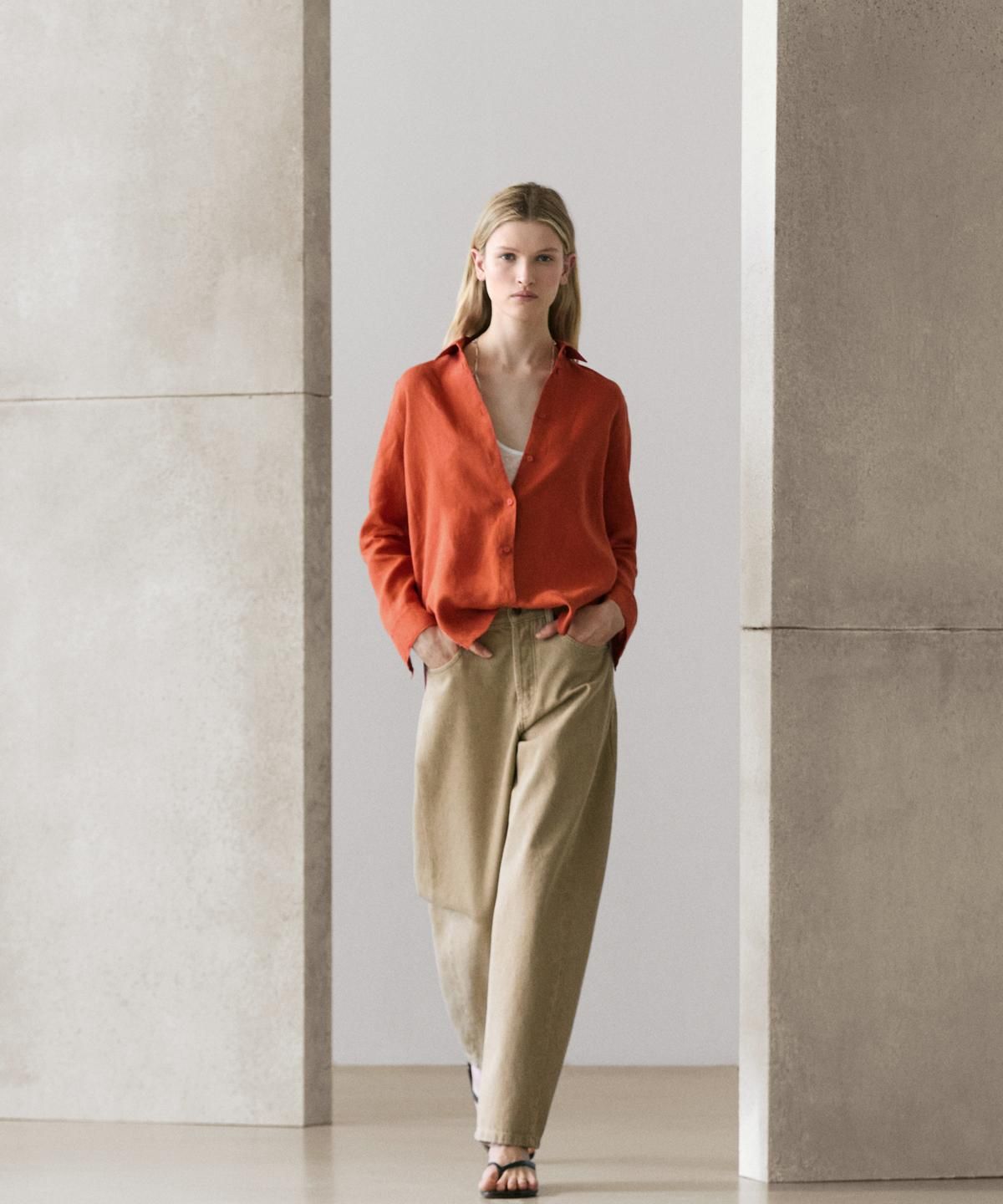 마시모두띠(MASSIMO DUTTI) 100% 린넨 루즈핏 셔츠