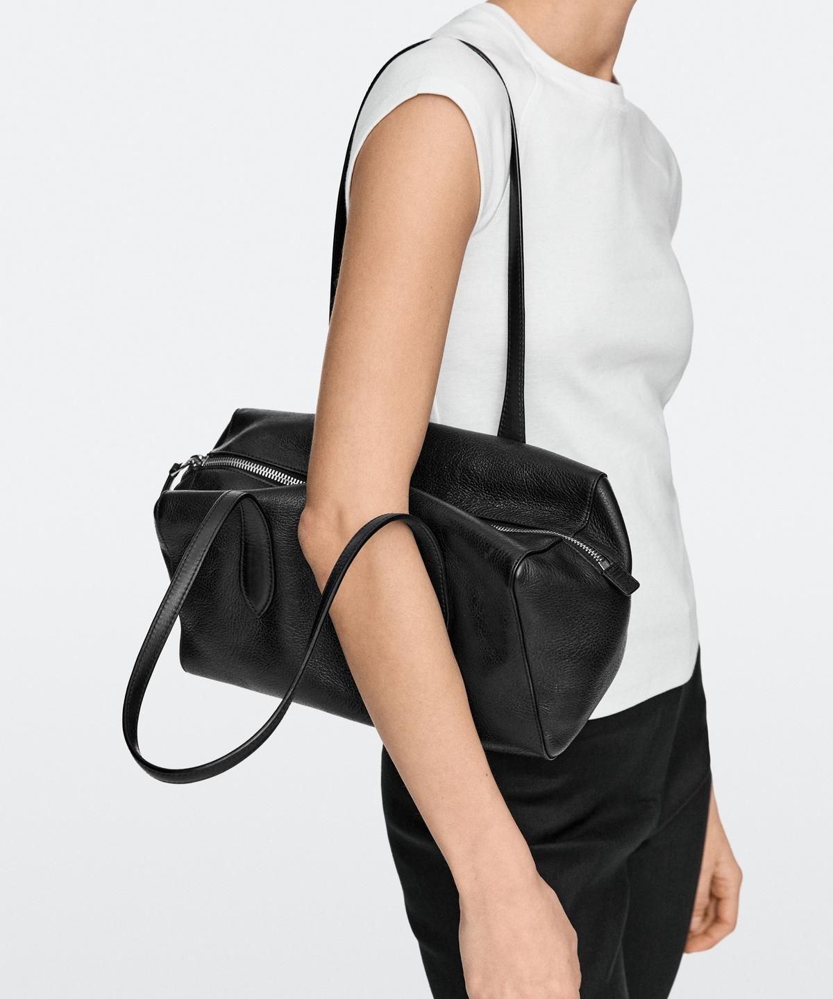 마시모두띠(MASSIMO DUTTI) 웨스트 나파 레더 사첼 백