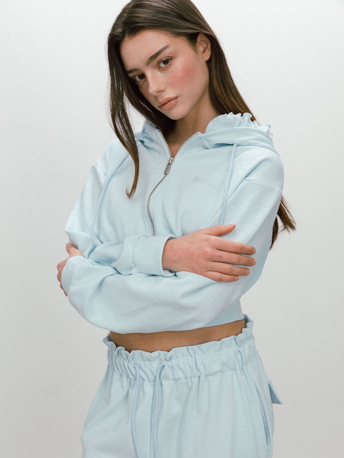 모이페어(MOIFAIRE) BAKE HOODIE ZIP-UP / SKYBLUE