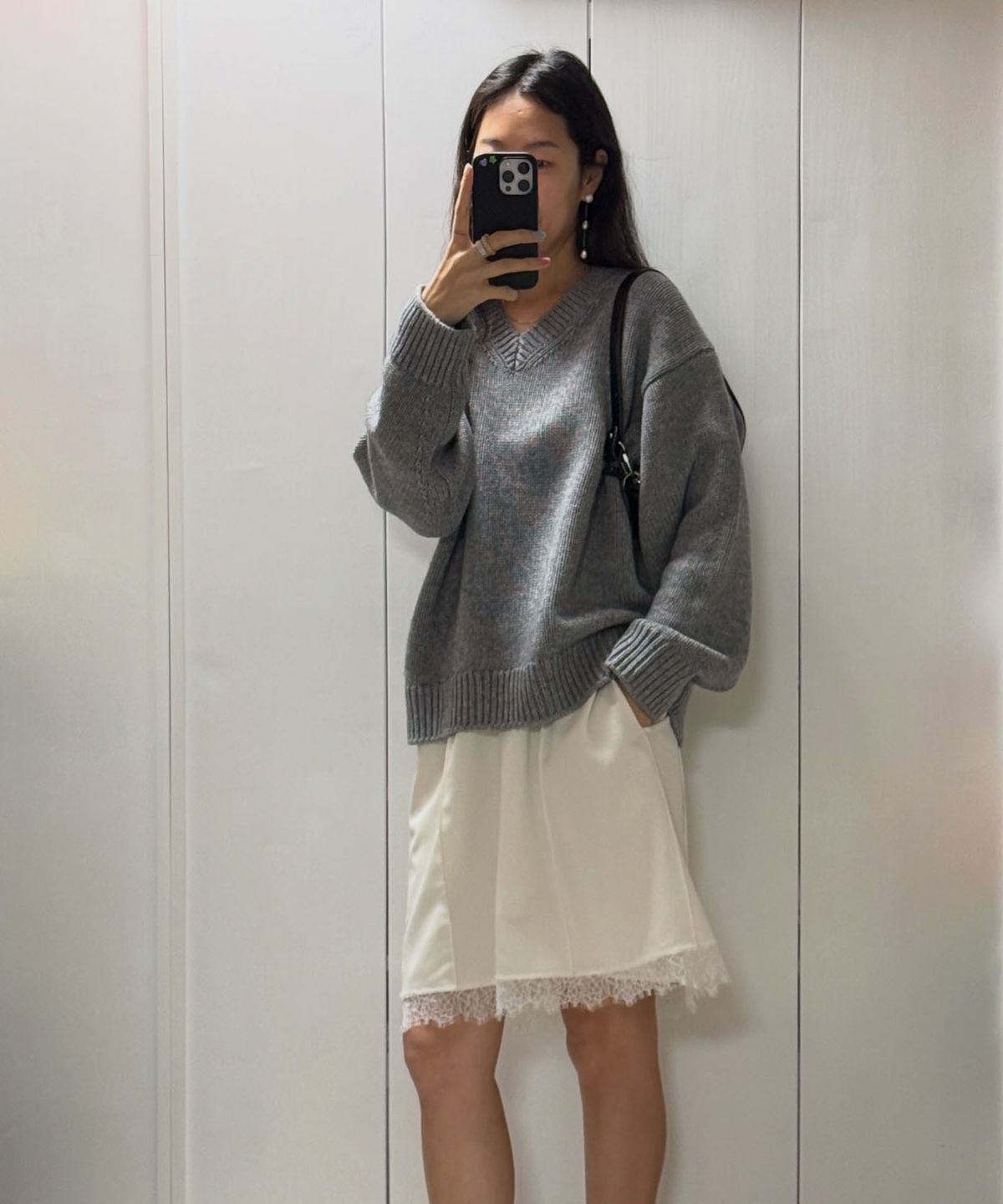 프리터(FRITUR) Pintuck Satin Midi Skirt White_F261SK05