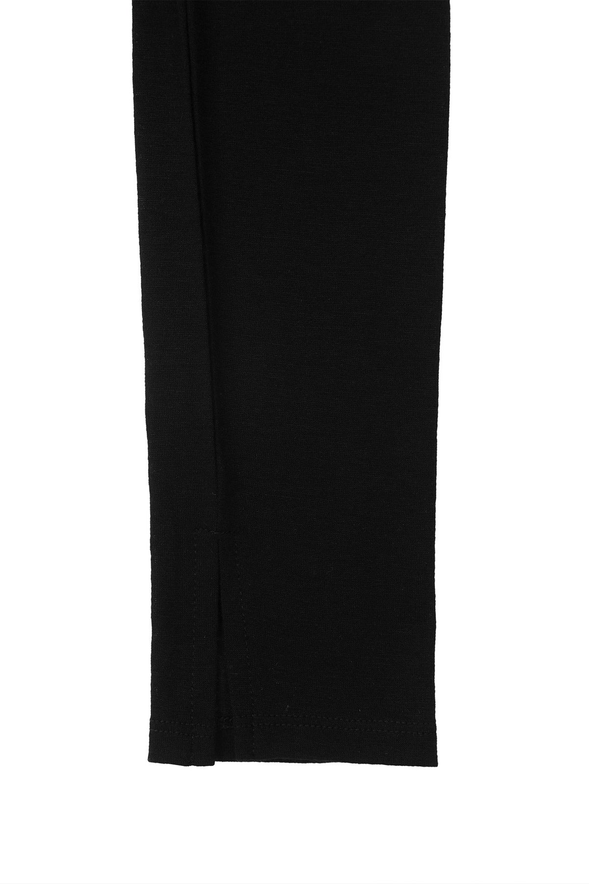 다이닛(DEINET) ONE SHOULDER DRAPED ASYMMETRIC TOP IN BLACK