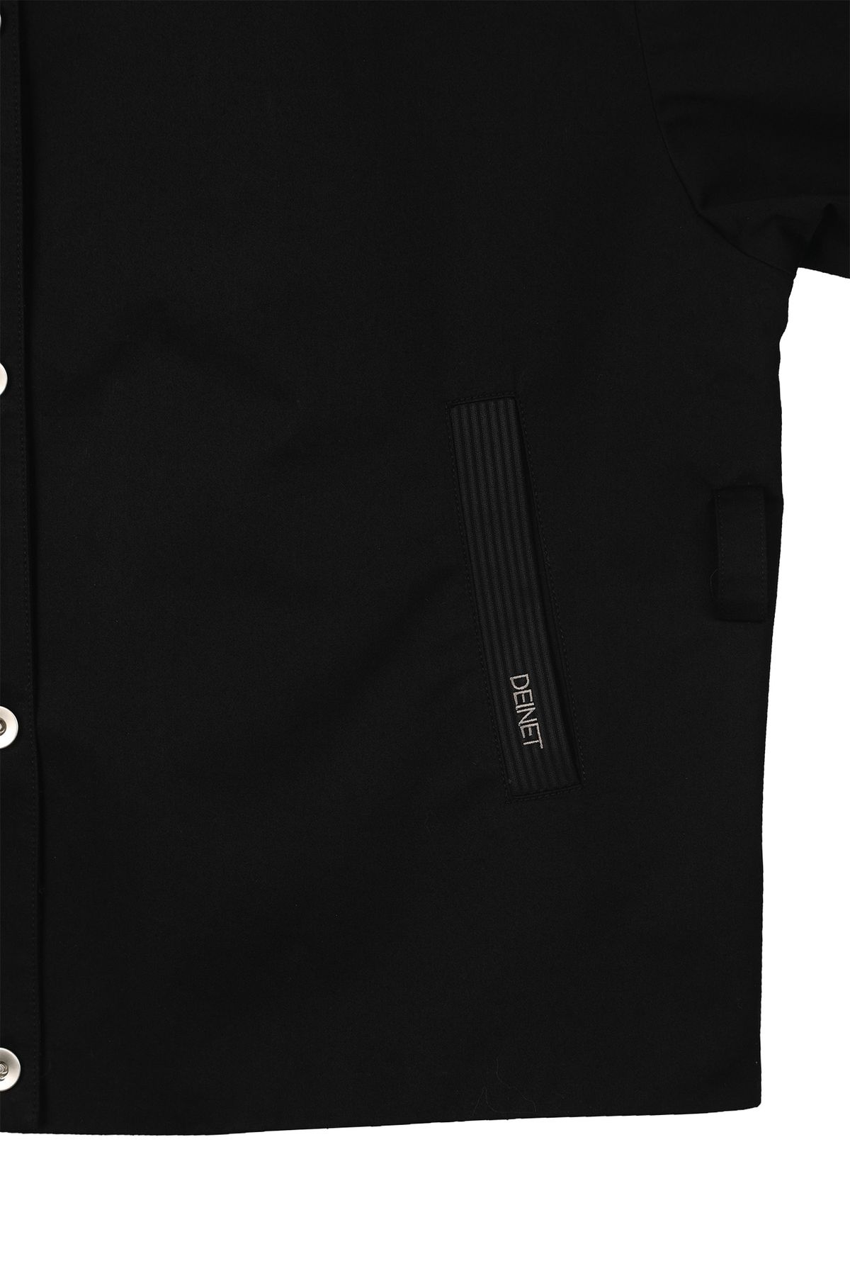 다이닛(DEINET) BUCKLE POINT TRENCH JACKET IN BLACK