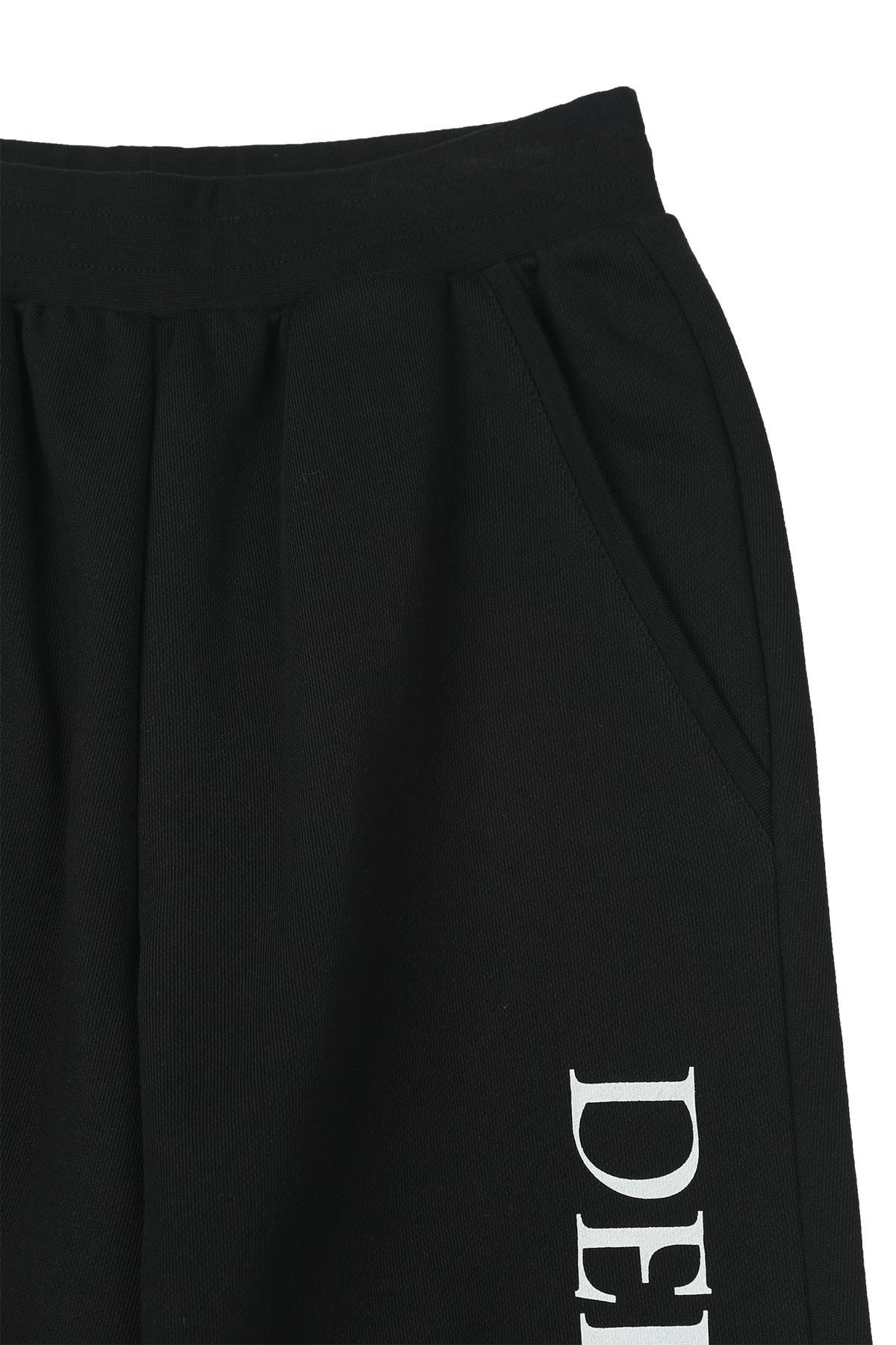 다이닛(DEINET) GERMAN LETTERING SWEATPANTS IN BLACK