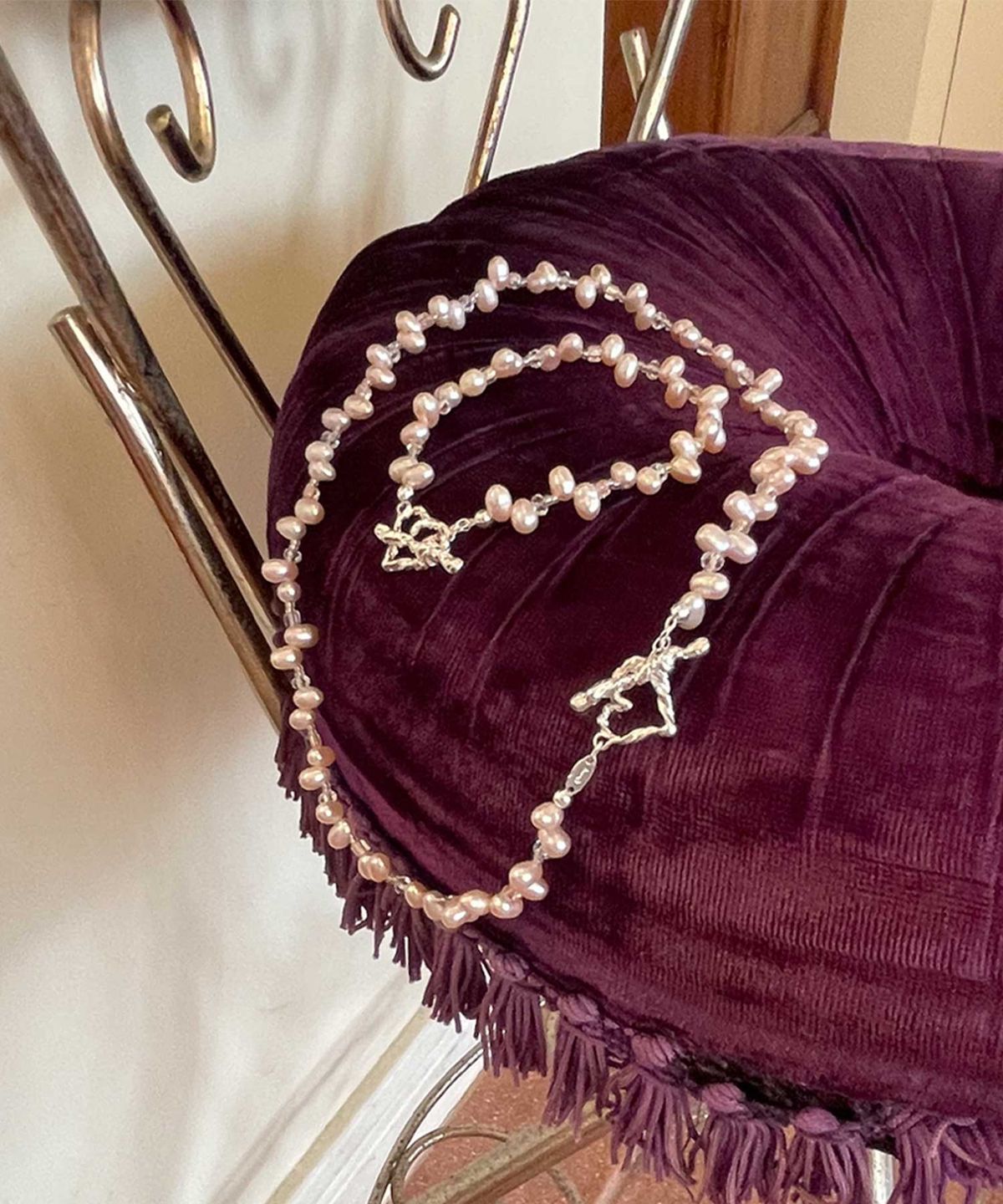 펄시(PERSY) ROSE ZIGZAG PINK PEARL NECKLACE