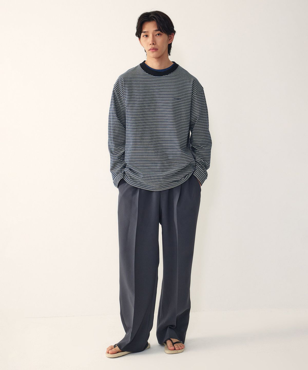 스튜디오 톰보이(STUDIO TOMBOY) [MEN] 톰보이 로고 스트라이프 롱슬리브 티셔츠_다크 그린 9156122113
