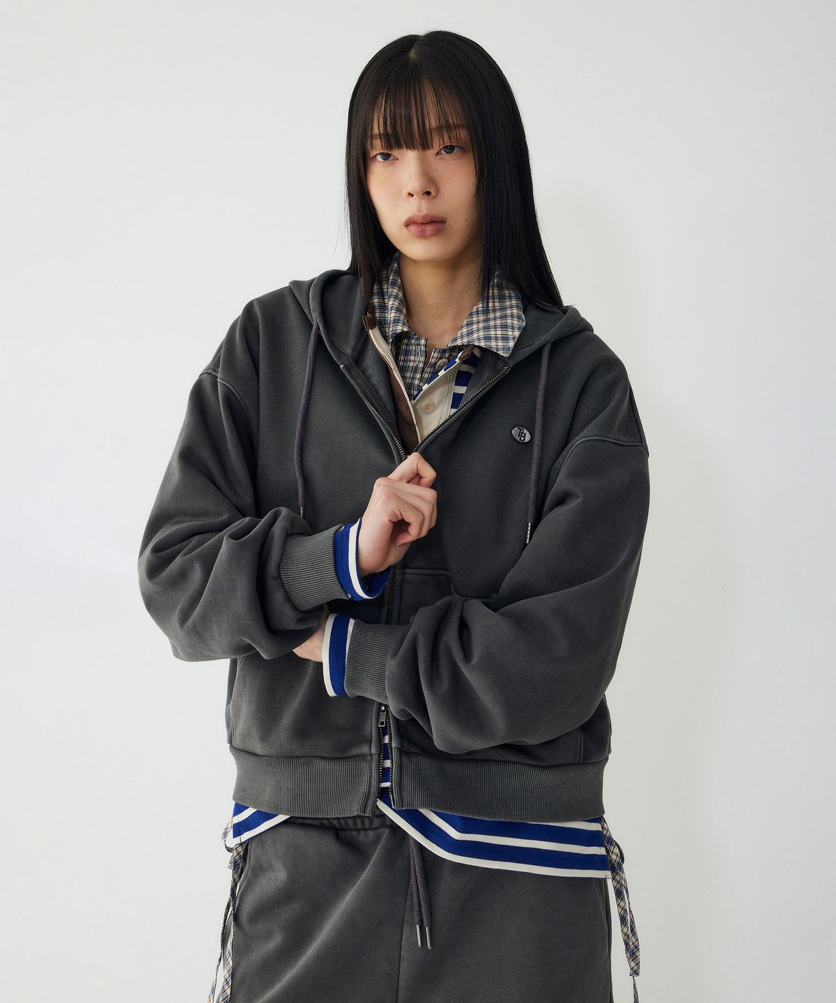 스튜디오 톰보이(STUDIO TOMBOY) 가먼트다잉 후디 집업_다크 그레이 9176113974
