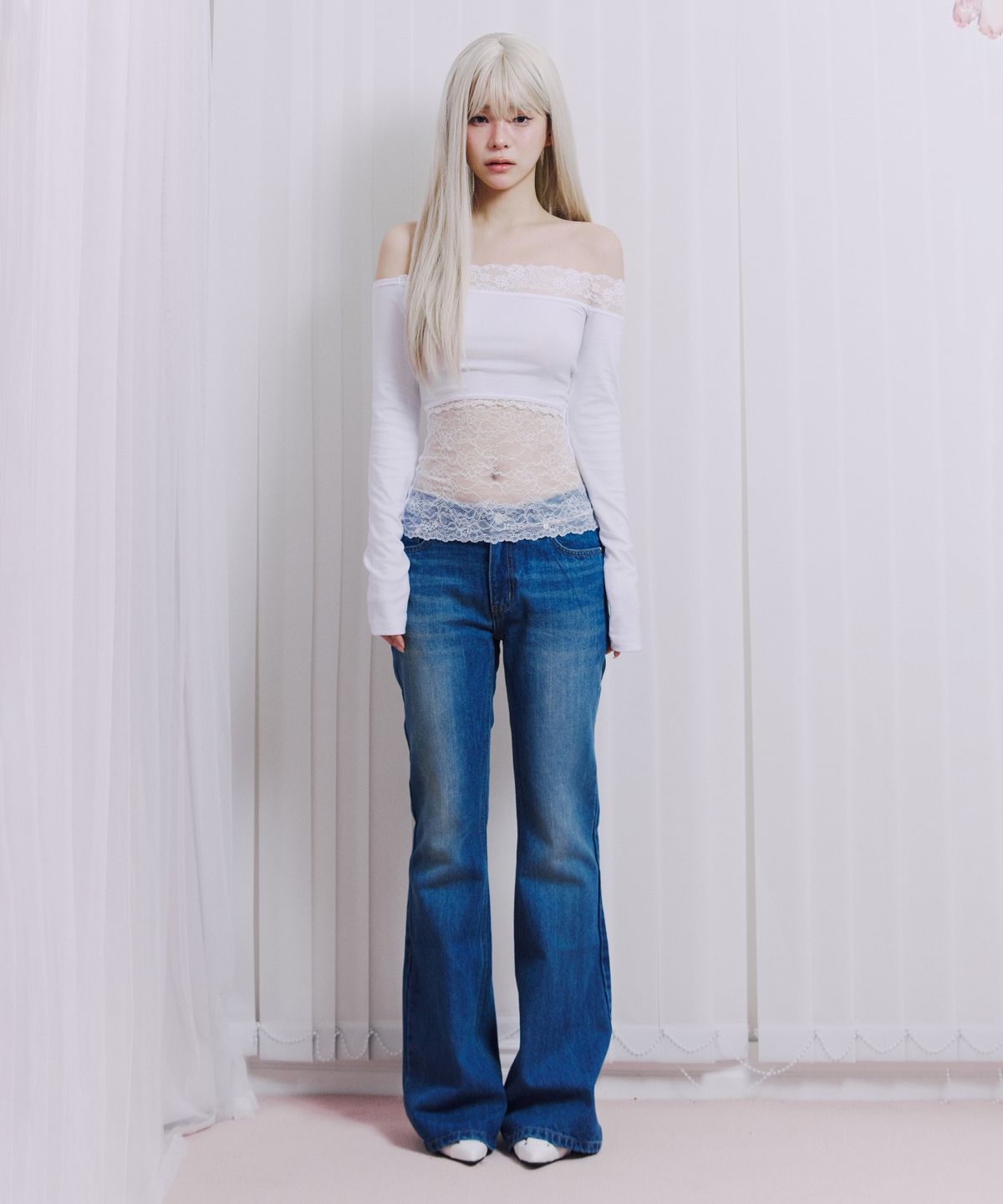 일리오(ILLIO) Blue Cathy Backpocket bootscut denim