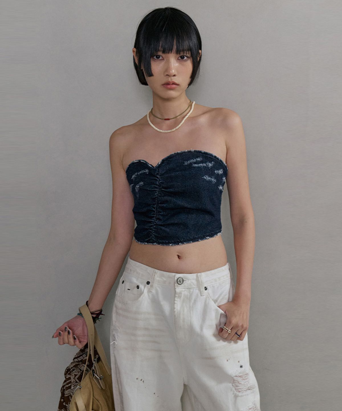 노 엑스트라 터치(NO EXTRA TOUCH) Vintage Washed Shirred Denim Bustier (Dark Blue)_26SPSL003DB