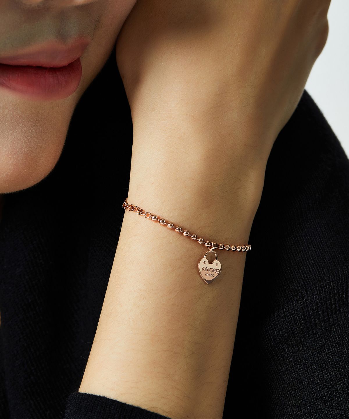 엘렌쥬얼리(HELENE JEWELRY) 14K 아모레 에떼르노 하트 레이어드 체인 금 팔찌