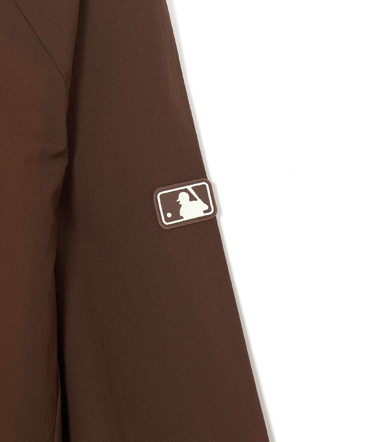 엠엘비(MLB) 스포티브 초경량 러닝 바람막이 BOS (Neon Brown)