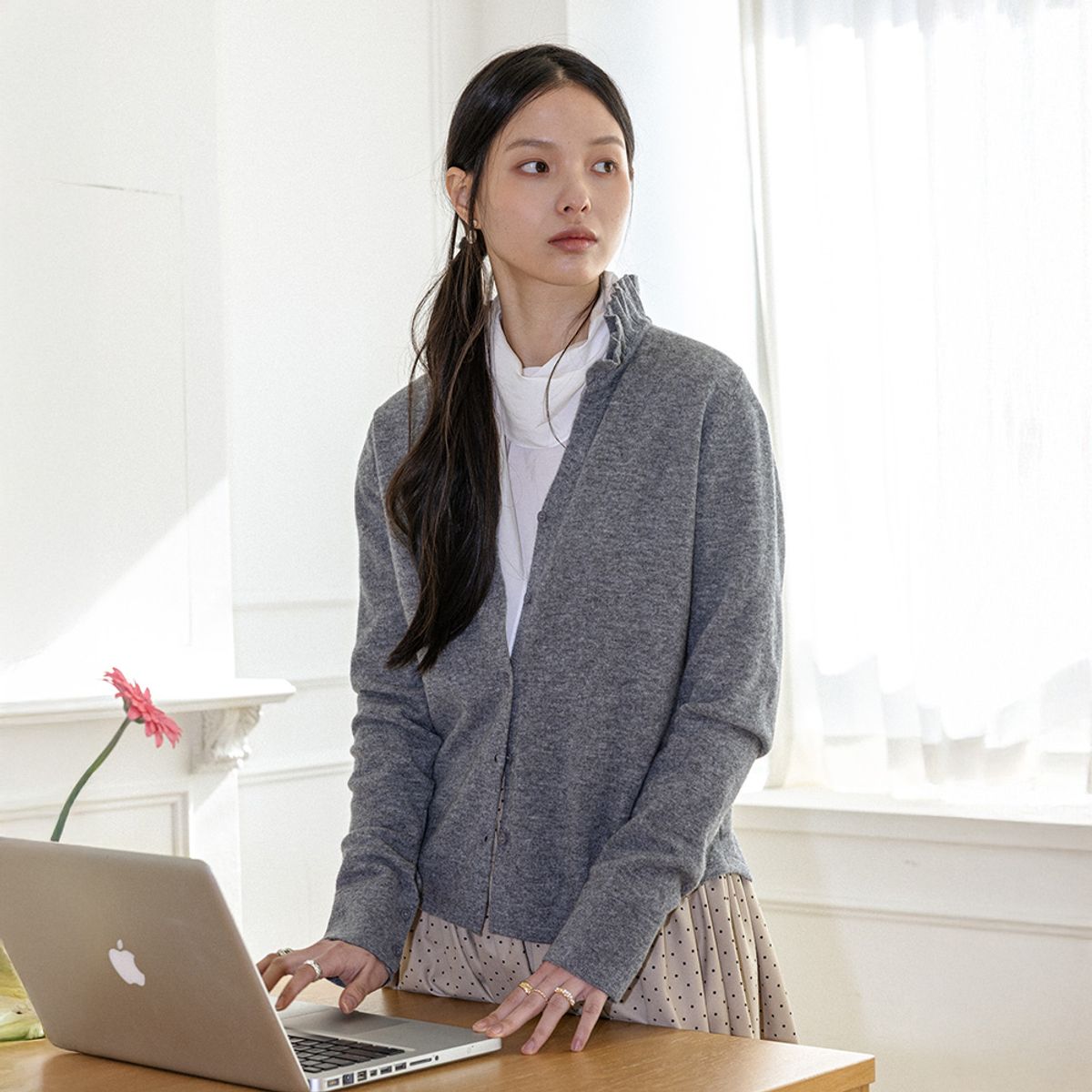 랭썬(LANGSON) LS_Frill collar button knit cardigan_2color