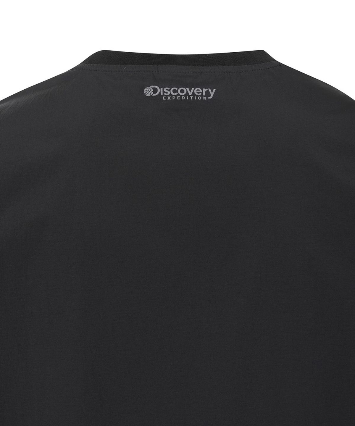디스커버리 익스페디션(DISCOVERY EXPEDITION) 남성 프레시벤트 가슴포켓 우븐 반팔티셔츠 (BLACK)