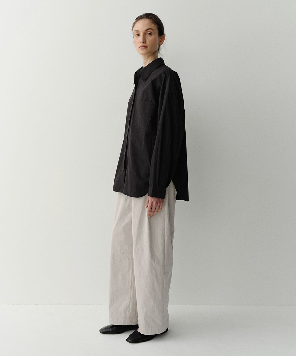 이아(EAAH) BEN SHIRT (BLACK)