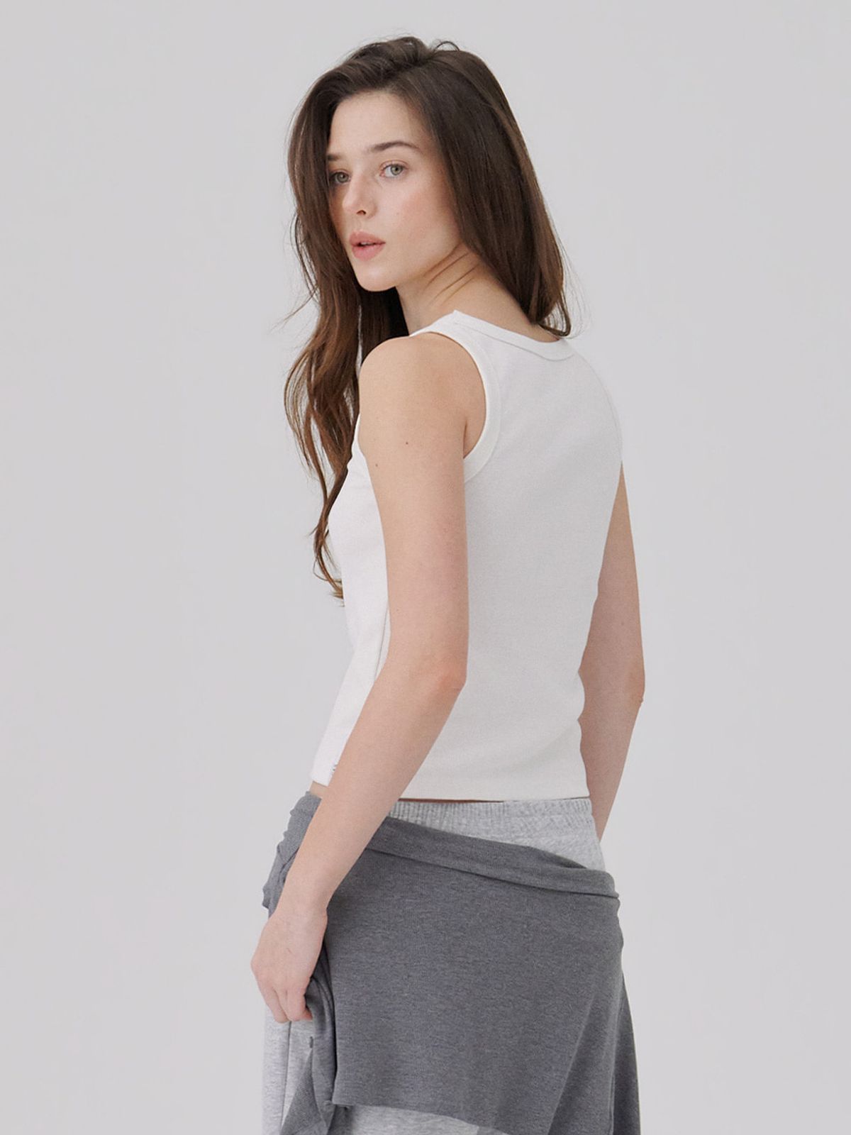 웨이브유니온(WAVE UNION) Binding Rib Sleeveless top White