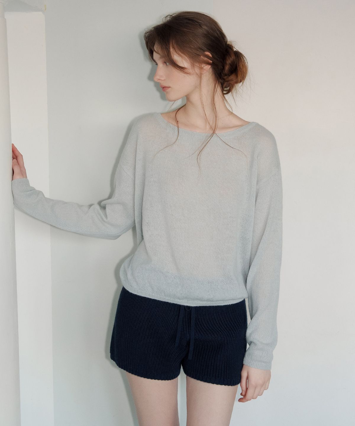 레테라(LETTERA) Soft Curve Off-Shoulder Knit