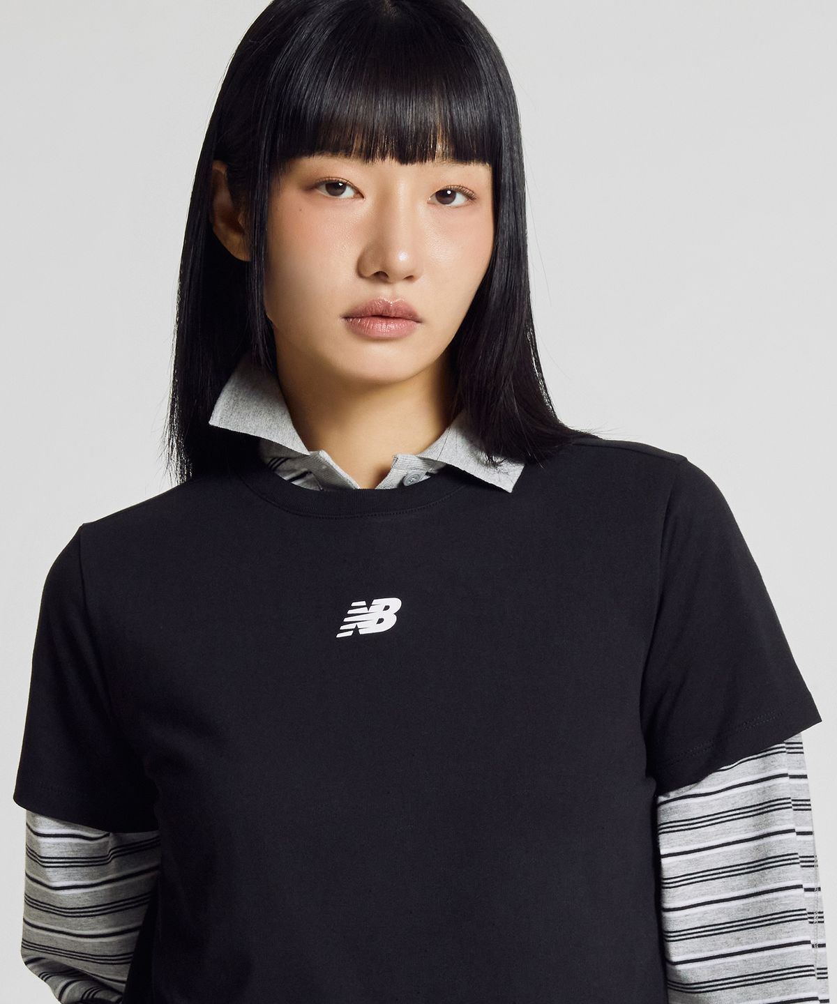 뉴발란스(NEW BALANCE) NBNEG2W452 / WOMEN 에센셜 베이직 반팔티 (BLACK)