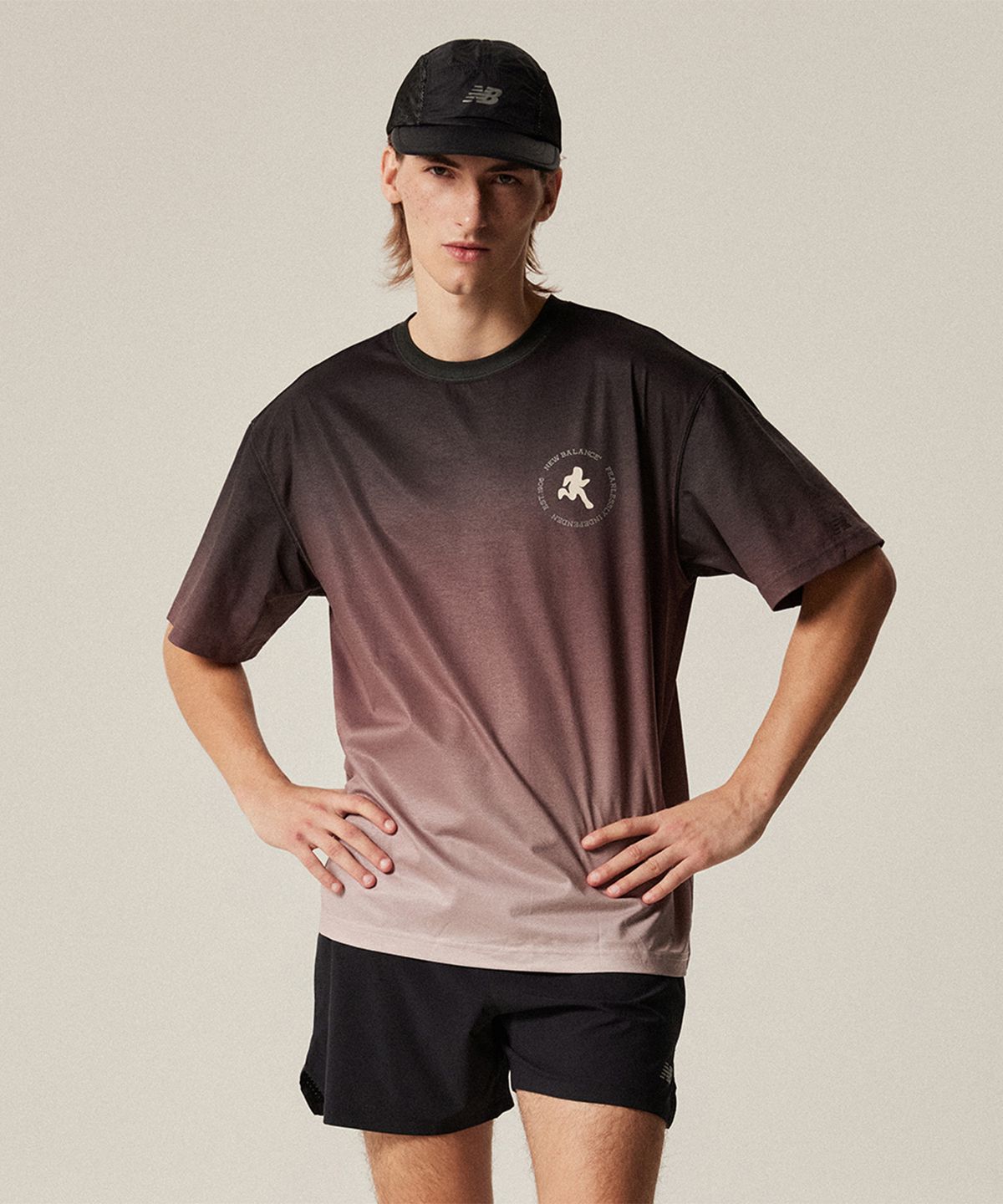 뉴발란스(NEW BALANCE) NBNEG25413 / UNI RC FROZEN 런앤노바 반팔티 (BROWN)