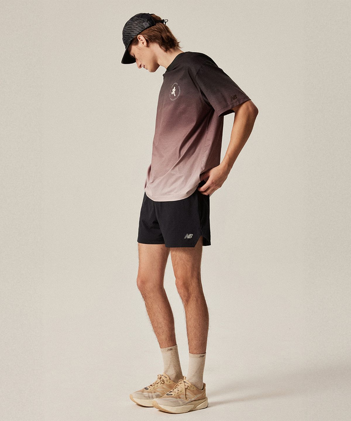 뉴발란스(NEW BALANCE) NBNEG25413 / UNI RC FROZEN 런앤노바 반팔티 (BROWN)