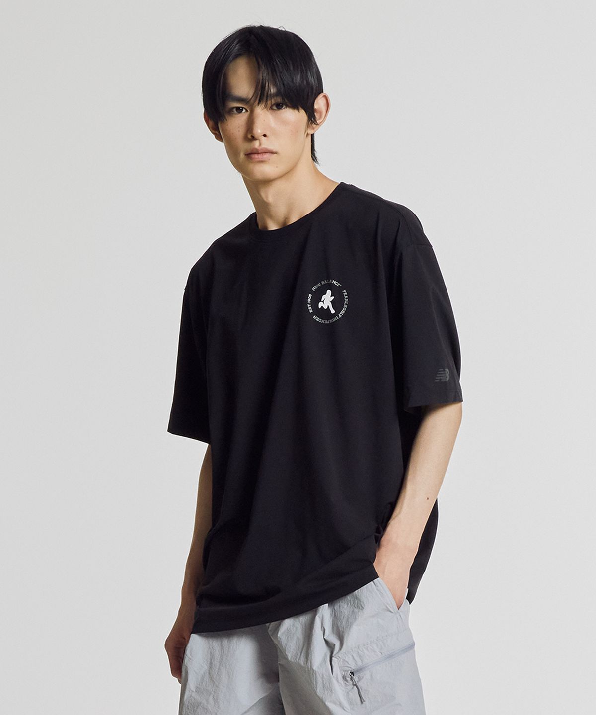 뉴발란스(NEW BALANCE) NBNEG25413 / UNI RC FROZEN 런앤노바 반팔티 (BLACK)
