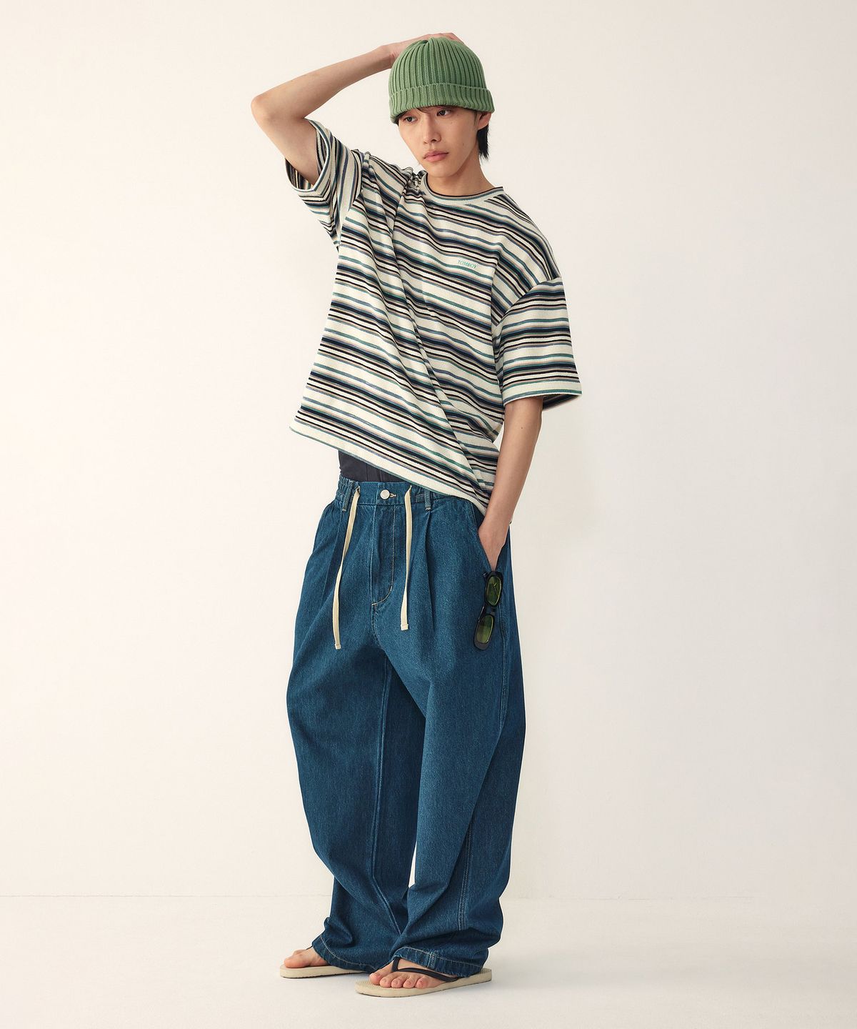 스튜디오 톰보이(STUDIO TOMBOY) [MEN] 드로우 스트링 원턱 데님 팬츠_다크 블루 9156262221