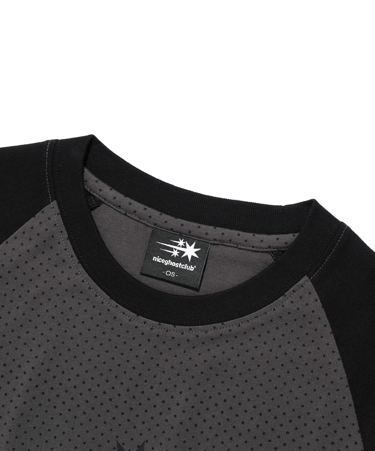 나이스고스트클럽(NICEGHOSTCLUB) 3STAR DOT RAGLAN CROP TEE_BLACK(NG2GMFT533A)