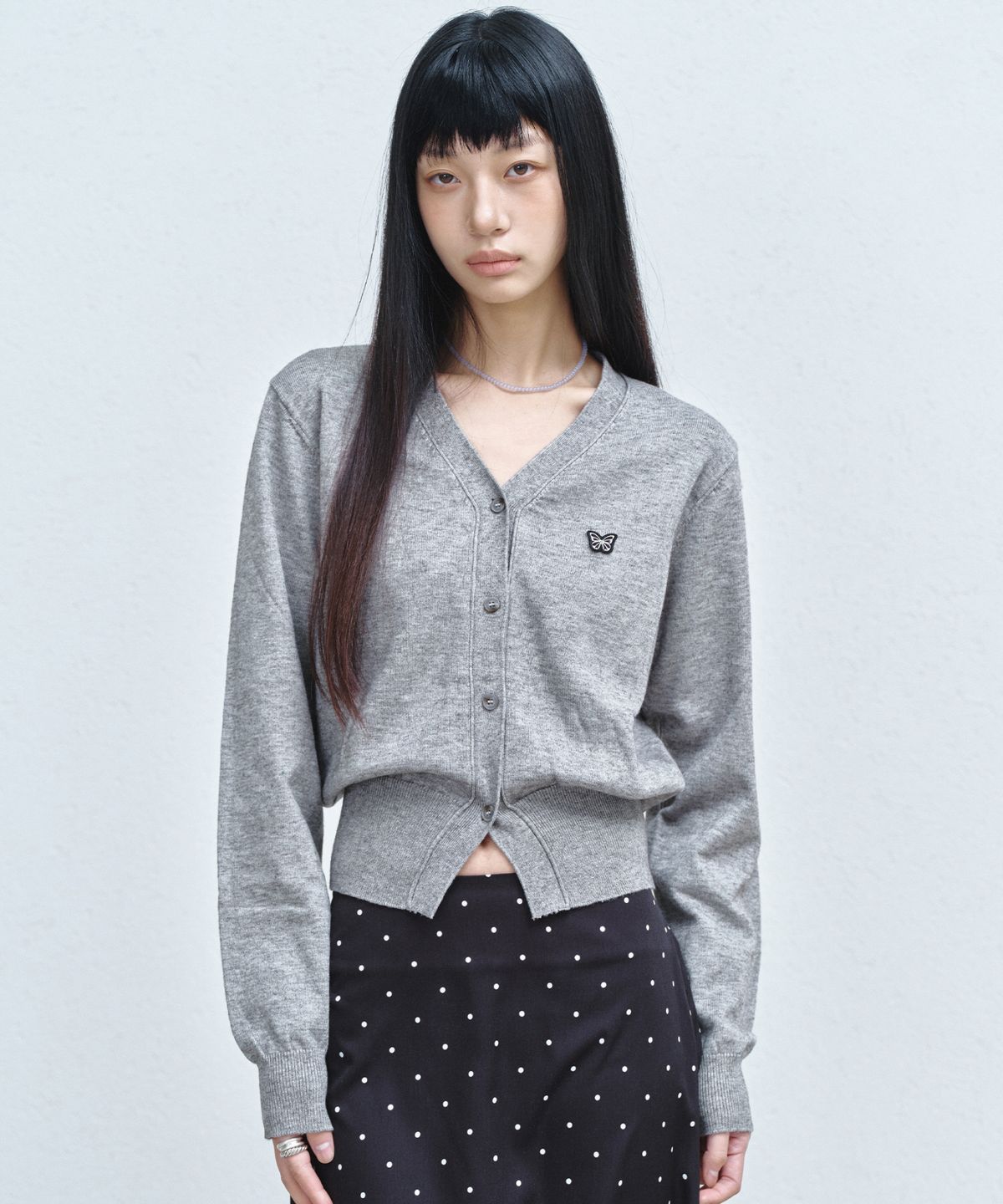 닉앤니콜(NICK&NICOLE) BUTTERFLY PATCH V-NECK CARDIGAN_GRAY