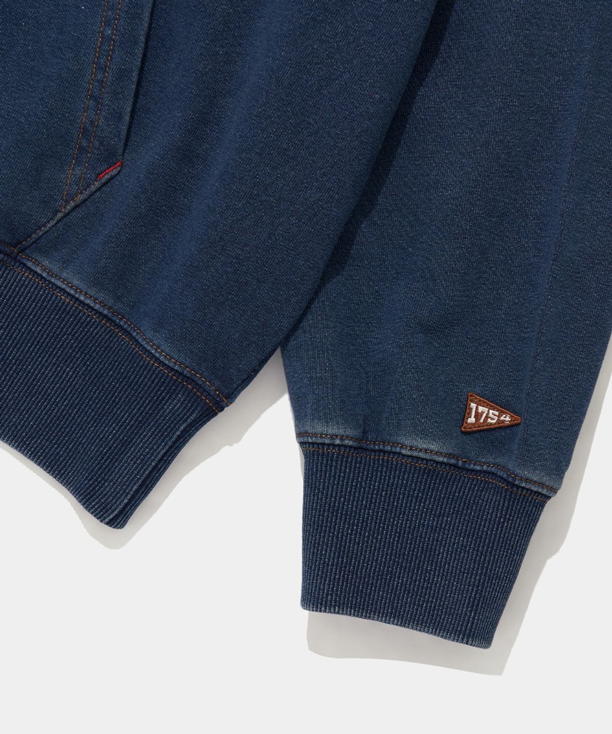 컬럼비아 유니버시티(COLUMBIA UNIVERSITY) BIG ARCH DENIM TERRY HOODIE_MIDNIGHT JEAN