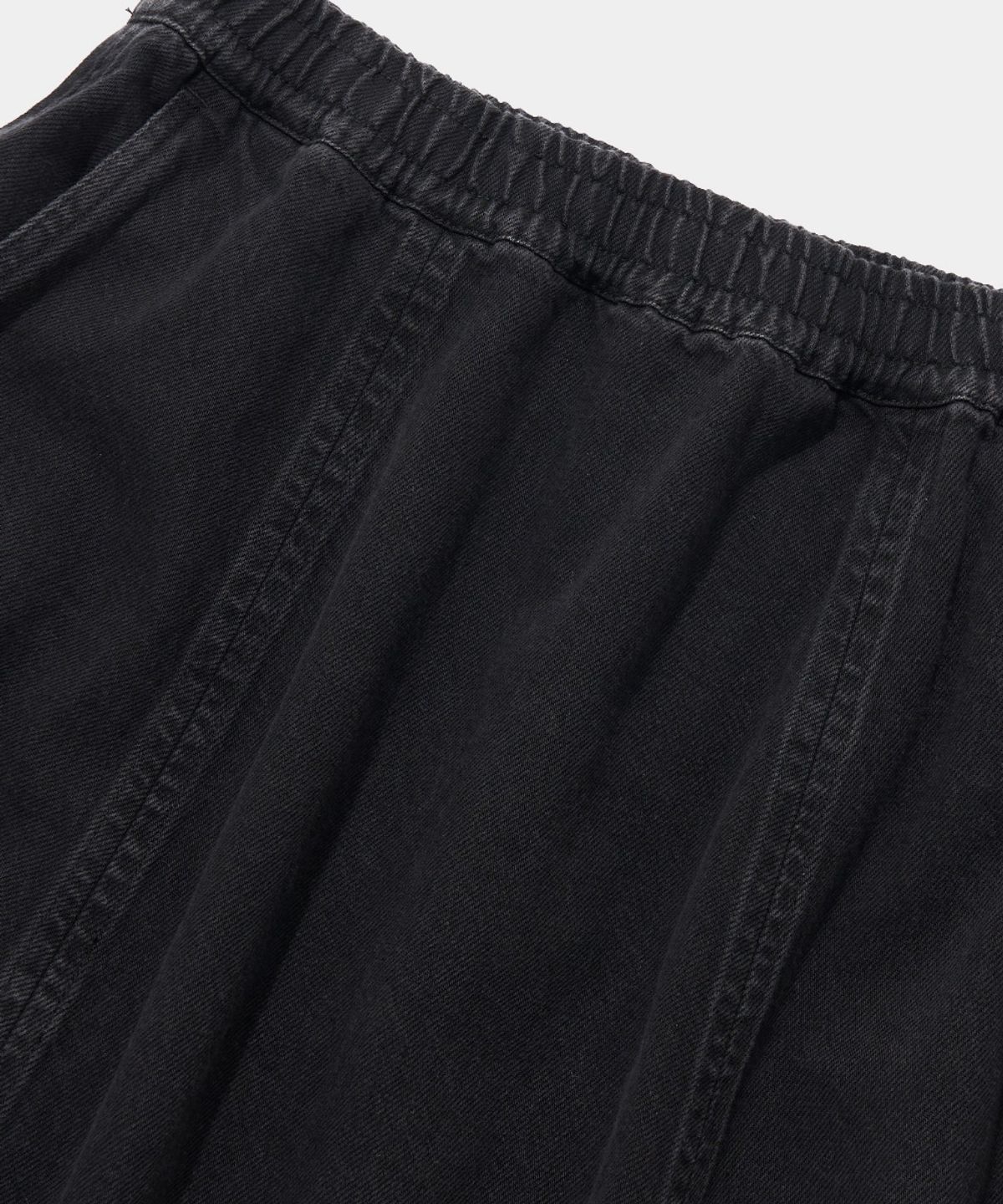 컬럼비아 유니버시티(COLUMBIA UNIVERSITY) PANEL PLEATED DENIM SKIRT_GRAY JEAN