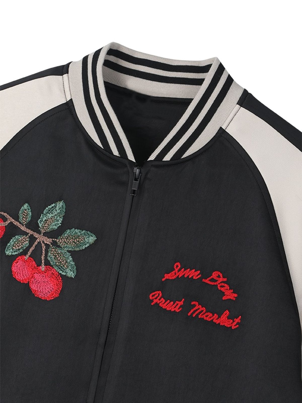 선데이후르츠마켓(SUNDAY FRUIT MARKET) PEACH REVERSIBLE SUKAJAN BLACK