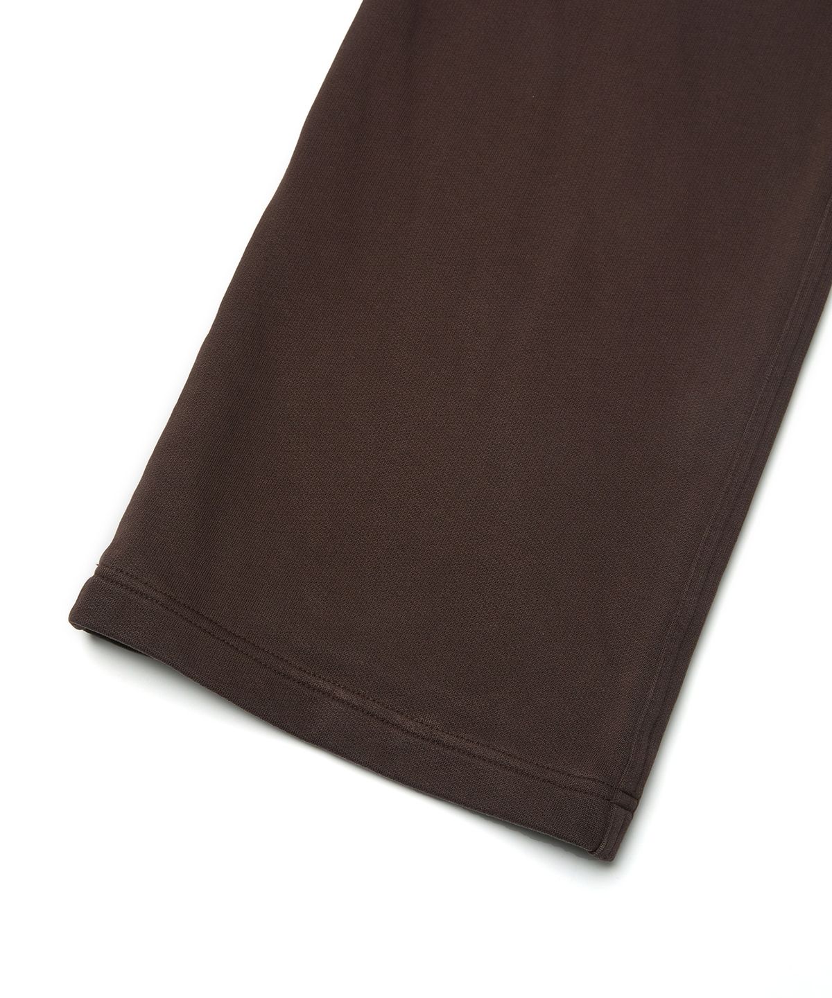 엠엠아이씨(MMIC) DECAY SWEATPANTS (BROWN)