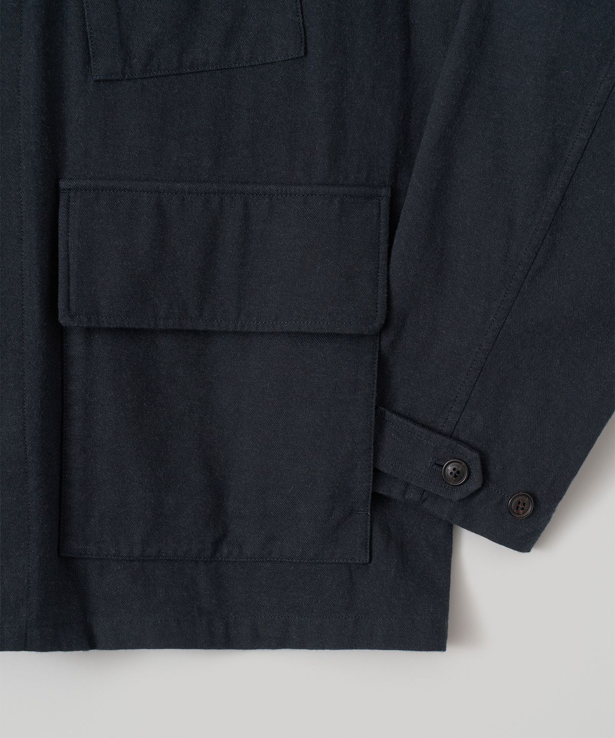어나더 오피스(ANOTHER OFFICE) Peachskin B.D.U Jacket (Dark Navy)