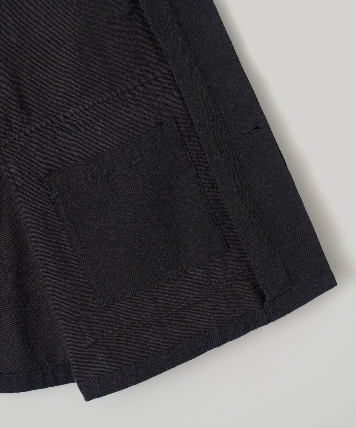 어나더 오피스(ANOTHER OFFICE) Peachskin B.D.U Jacket (Coal)