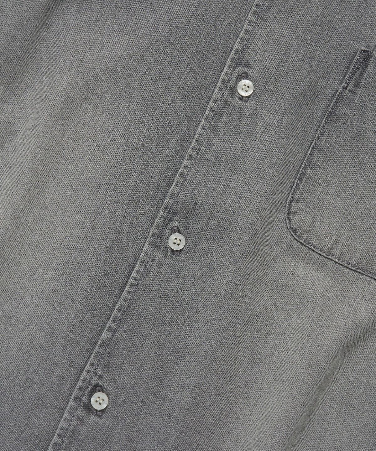 컬럼비아 유니버시티(COLUMBIA UNIVERSITY) SPRAY WASHED ONE POCKET DENIM S/S SHIRTS_GRAY JEAN