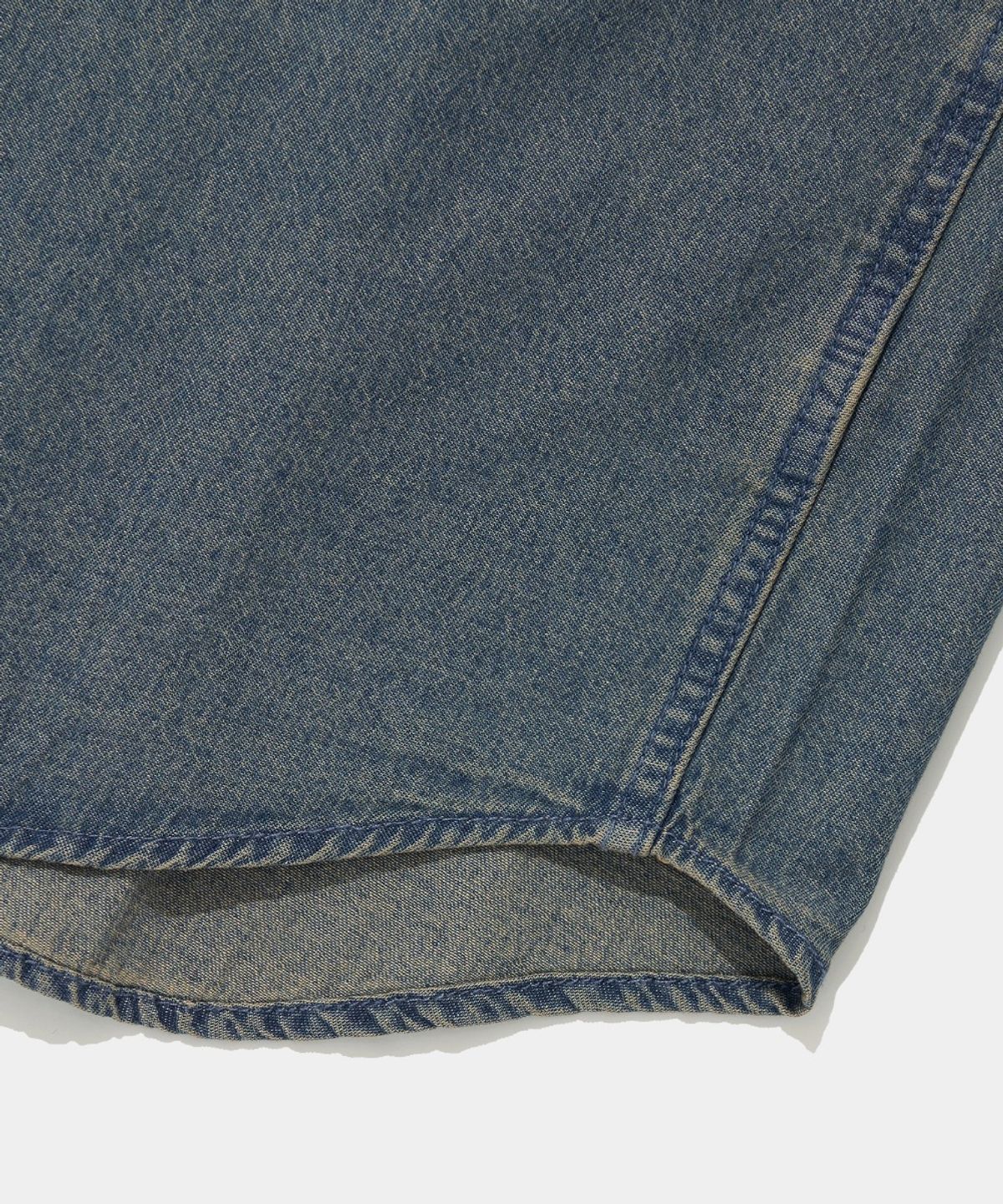 컬럼비아 유니버시티(COLUMBIA UNIVERSITY) SPRAY WASHED ONE POCKET DENIM S/S SHIRTS_LIGHT JEAN